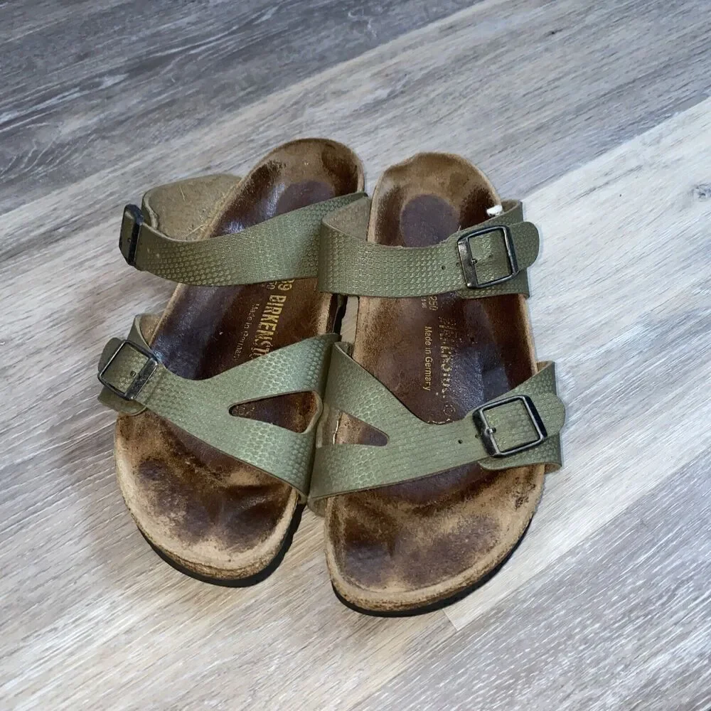 *Birkenstock Leather Sandals Size 8W WoMens Green Color Double Buckle READ